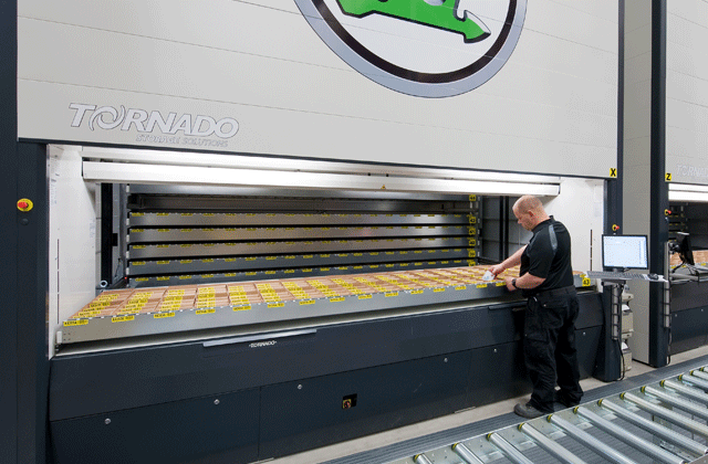 Rešenja za automatizaciju skladišta za male nosivosti, kao što su kutije, kartoni i male robe.